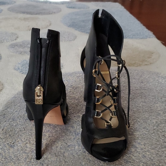 Shoes - Picture 3 of 3